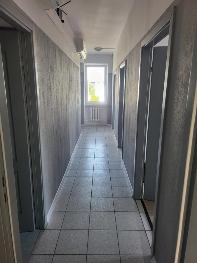 Rooms4Rest Wiertnicza - Private Rooms For Tourists - Atr Consulting Sp, Z O,O, Warszawa Exteriör bild