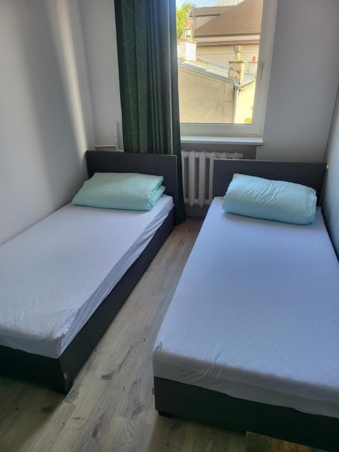 Rooms4Rest Wiertnicza - Private Rooms For Tourists - Atr Consulting Sp, Z O,O, Warszawa Exteriör bild