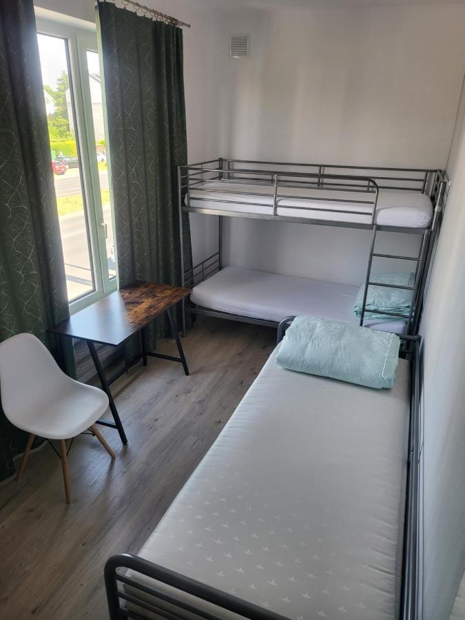 Rooms4Rest Wiertnicza - Private Rooms For Tourists - Atr Consulting Sp, Z O,O, Warszawa Exteriör bild