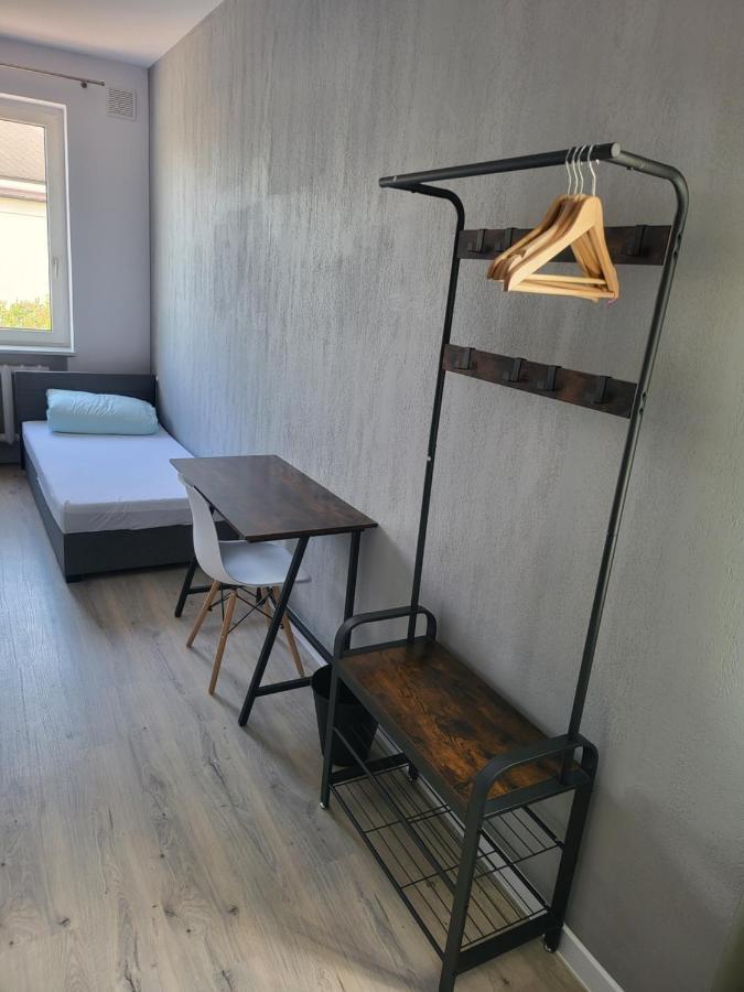 Rooms4Rest Wiertnicza - Private Rooms For Tourists - Atr Consulting Sp, Z O,O, Warszawa Exteriör bild